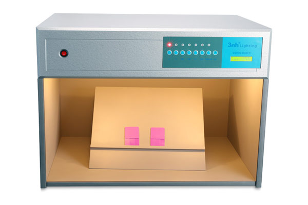 光源色温和显色性