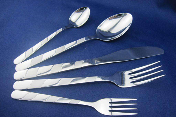 不锈钢餐具颜色鉴别