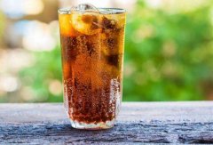 对色灯箱评定可乐颜色